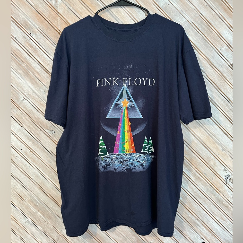 Pink Floyd Band Tee Graphic Christmas Tree Lights T-Shirt Tour